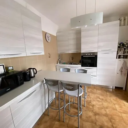 شقة Happy Host By Yv بورجومانارو