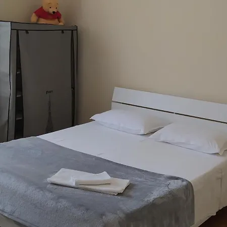 Happy Host By Yv شقة بورجومانارو