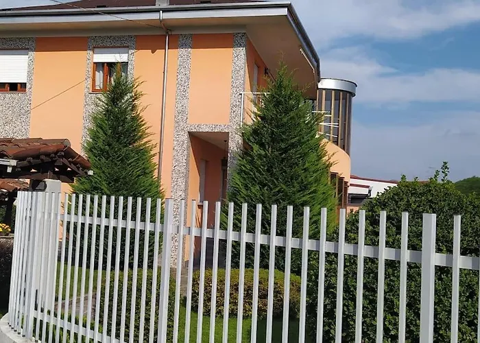 Апартаменты Happy Host By Yv *